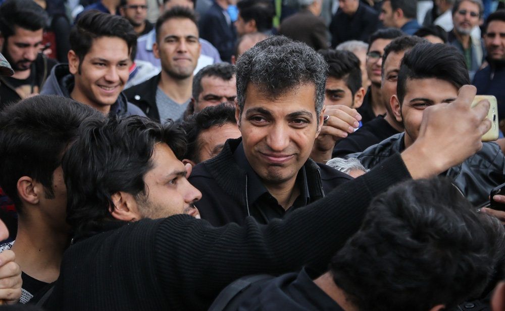 تصاویر : چهره‌ها در تشییع زنده یاد منصور پورحیدری