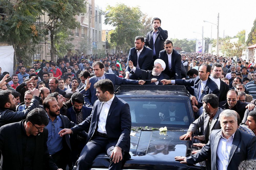 تصاویر : استقبال از روحانی در اراک