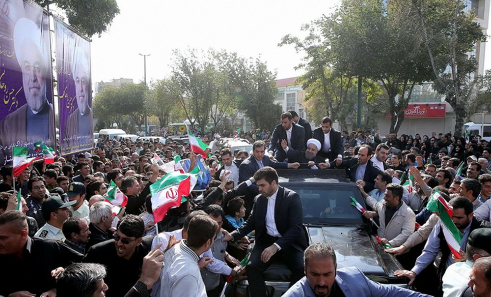 تصاویر : استقبال از روحانی در اراک