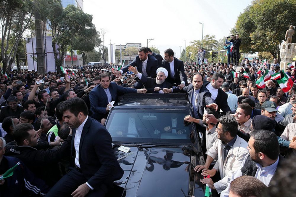 تصاویر : استقبال از روحانی در اراک