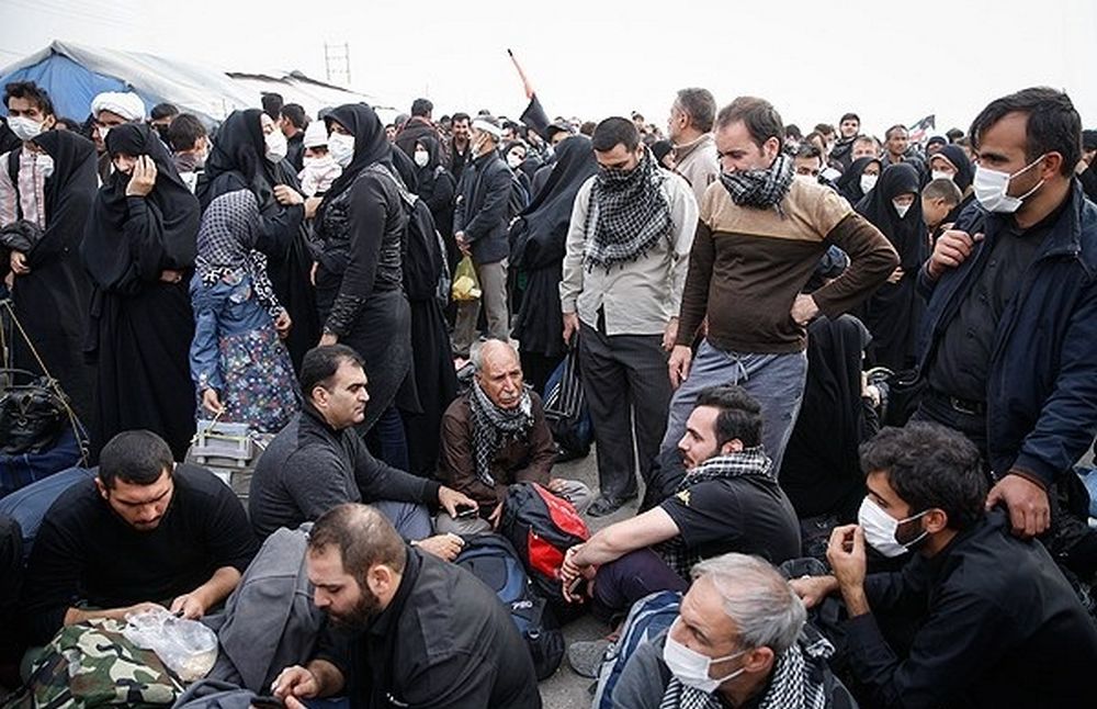 تصاویر : سرگردانی زائرین در مرز بسته شده مهران