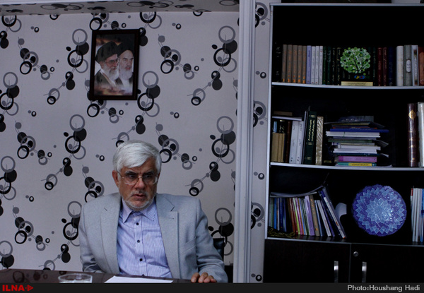 عارف: بازگشت فضای امنیتی به دانشگاه‌ها حرف مشترک تشکل‌های دانشجویی است/ وزیر علوم مطالبه‌های دانشجویان را پیگیری کند