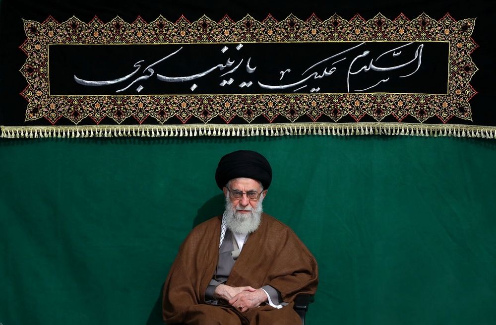 تصاویر : عزاداری مراسم اربعین در حضور رهبر معظم انقلاب