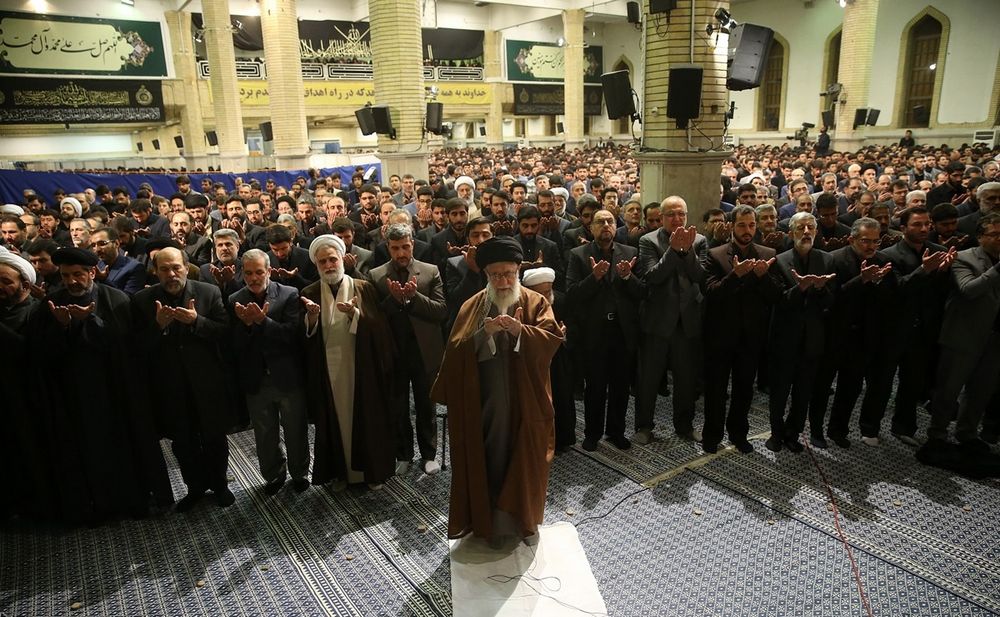 تصاویر : عزاداری مراسم اربعین در حضور رهبر معظم انقلاب