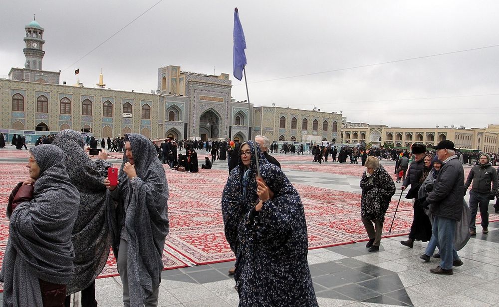 تصاویر : قطار گردشگران سه قاره جهان در مشهد