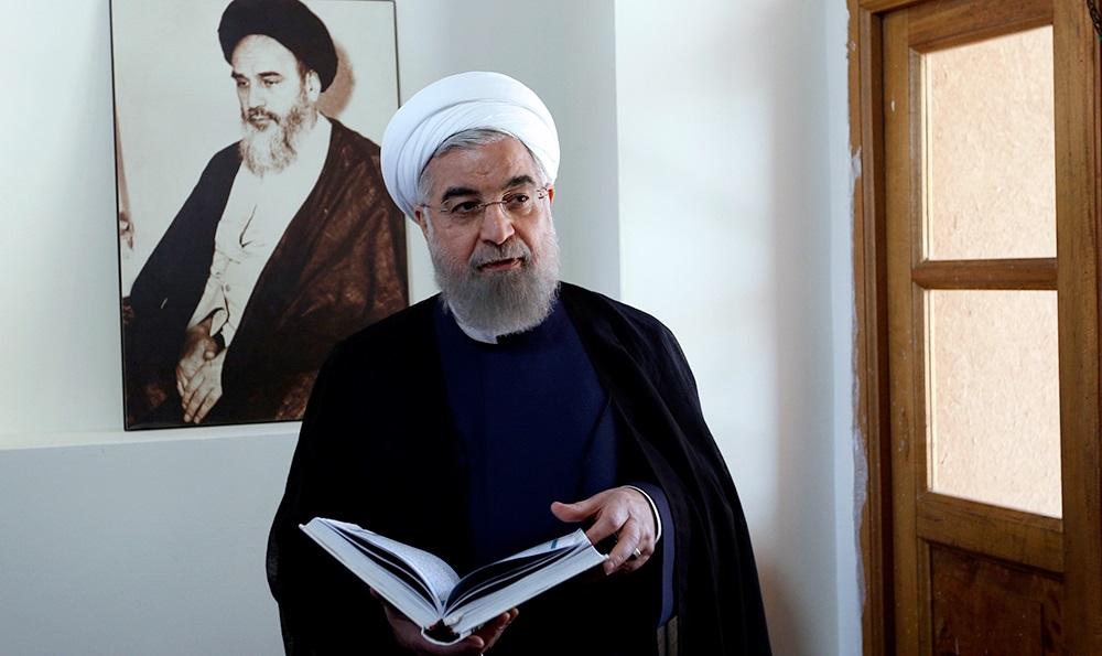 تصاویر : حضور روحانی در بیت امام خمینی (ره)