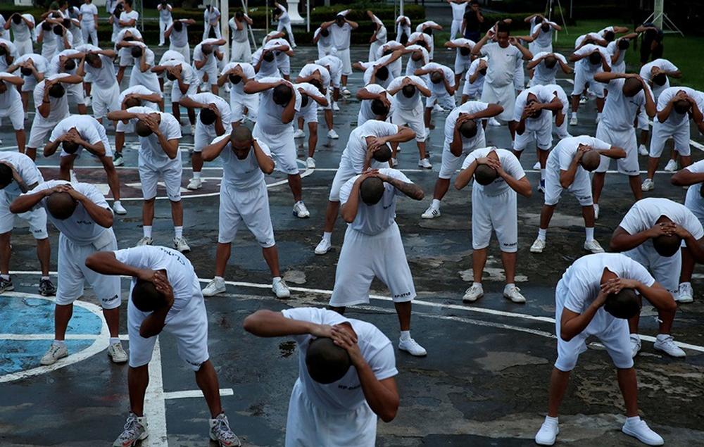 تصاویر : ترک اعتیاد اجباری