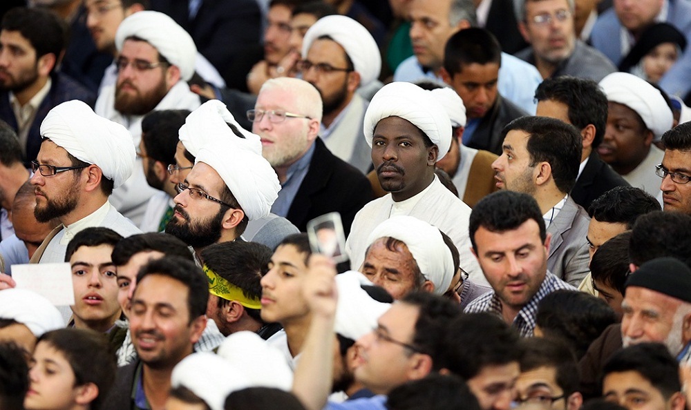 تصاویر : سخنرانی نوروزی رهبر معظم انقلاب در حرم مطهر رضوی