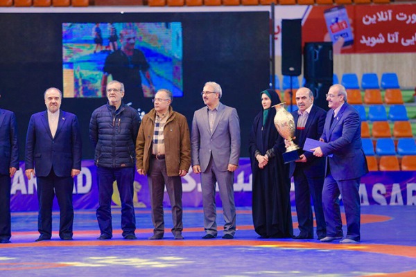 تقدیر از بانک پاسارگاد به&zwnj; عنوان تنها حامی فدراسیون کشتی