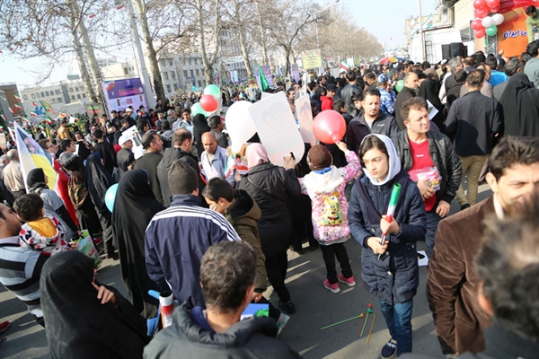 حضور بانک کشاورزی در راهپیمایی یوم الله 22 بهمن