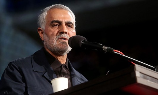 سردار سلیمانی: نباید کسی سپاه را تضعیف و مورد حملههای گوناگون قرار دهد / نباید تداعی حرفهای دورههای گذشته را کرد / من را هدف قرار دهید نه سپاه را / اگر کلامی در کشور برخلاف منویات رهبری گفته شود و اعتراضی صورت نگیرد در گناه آن سهیم هستیم سردار سلیمانی: نباید کسی سپاه را تضعیف و مورد حملههای گوناگون قرار دهد / نباید تداعی حرفهای دورههای گذشته را کرد / من را هدف قرار دهید نه سپاه را / اگر کلامی در کشور برخلاف منویات رهبری گفته شود و اعتراضی صورت نگیرد در گناه آن سهیم هستیم
