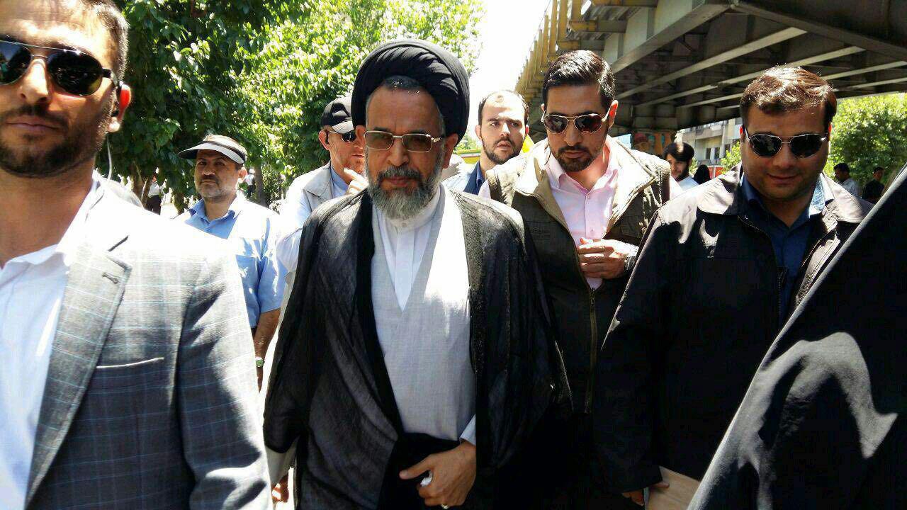 عکس/ حجت الاسلام والمسلمین سیدمحمود علوی در راهپیمایی روز قدس