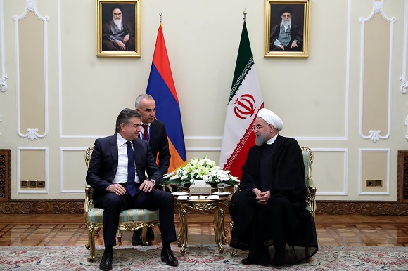 روحانی: جنگ و اختلاف در منطقه به نفع هیچ کشوری نیست