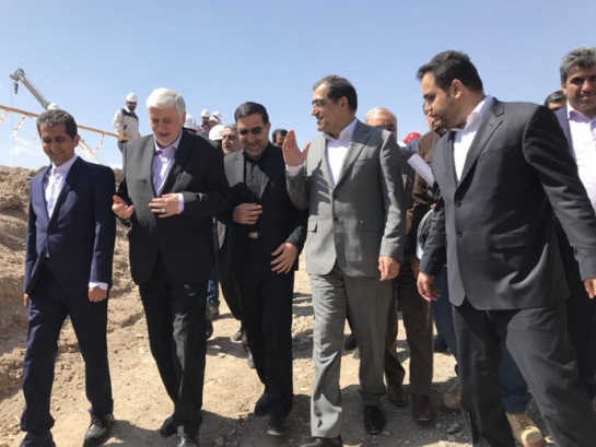 بازدید وزیر بهداشت از پیشرفت پروژهی بیمارستان 1000تختخوابی قم بازدید وزیر بهداشت از پیشرفت پروژهی بیمارستان 1000تختخوابی قم