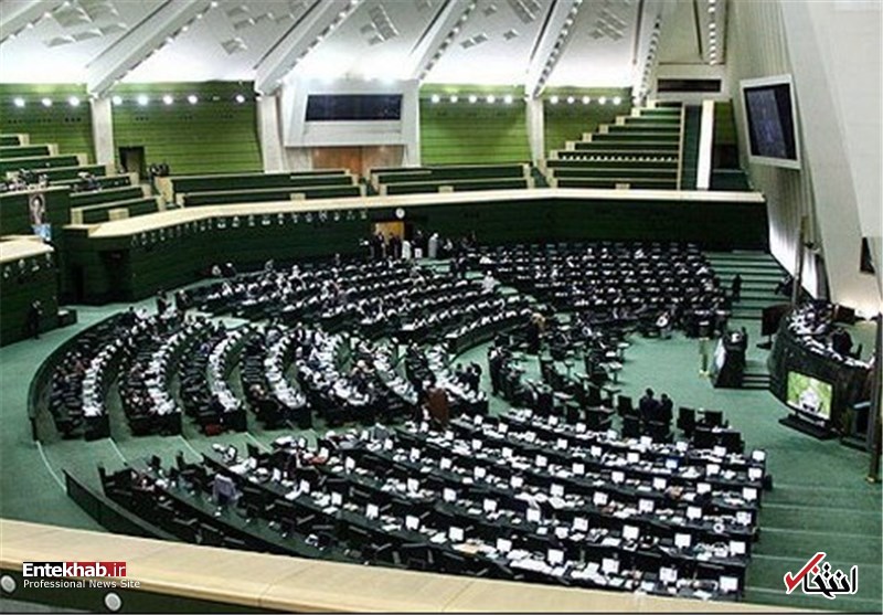 نامه بیش از ۸۰ نماینده به لاریجانی/ پیگیری اهانت یکی از نمایندگان به مقام زن/ احتمال ورود هیات نظارت بر رفتار نمایندگان