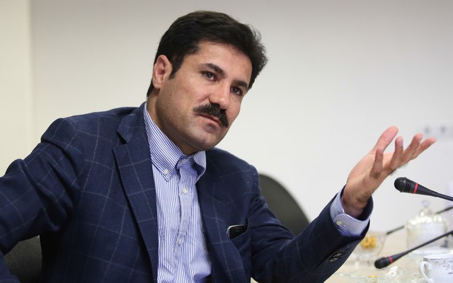 توهین و تهمت دون شان مجلس است / به رفتارهای بعضی افراد عادت کرده ایم / دوستان مدعی اند ۲۵۰۰ نفر در دولت دوتابعیتی هستند؛ این غیر از بدبین کردن مردم به نظام و مسئولین چه فایدهای دارد؟ / برخی میگویند نمایندگان برانداز هستند؛ موضوع فقط کریمی قدوسی نیست؛ باید از امثال او هم مستندات خواسته شود توهین و تهمت دون شان مجلس است / به رفتارهای بعضی افراد عادت کرده ایم / دوستان مدعی اند ۲۵۰۰ نفر در دولت دوتابعیتی هستند؛ این غیر از بدبین کردن مردم به نظام و مسئولین چه فایدهای دارد؟ / برخی میگویند نمایندگان برانداز هستند؛ موضوع فقط کریمی قدوسی نیست؛ باید از امثال او هم مستندات خواسته شود