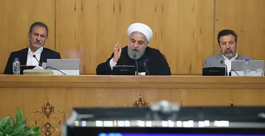 ماموریت روحانی به اعضای دولت برای پیگیری کامل توافقات سفر ترکیه/ واعظی رئیس کمیسیون مشترک اقتصادی تهران و آنکارا شد