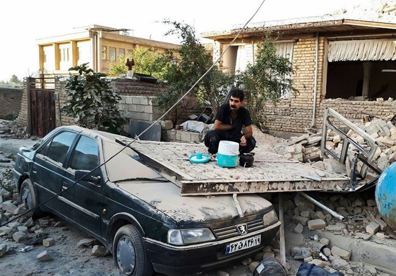 داستان بیپایان سلبریتیها و بازی با زندگی مصیبتزدگان/ قیمتهای نجومی خانههای ساخته شده برای زلزلهزدگان کرمانشاهی داستان بیپایان سلبریتیها و بازی با زندگی مصیبتزدگان/ قیمتهای نجومی خانههای ساخته شده برای زلزلهزدگان کرمانشاهی