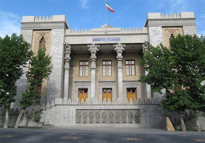 کاردار لهستان به وزارت امور خارجه فراخوانده شد کاردار لهستان به وزارت امور خارجه فراخوانده شد