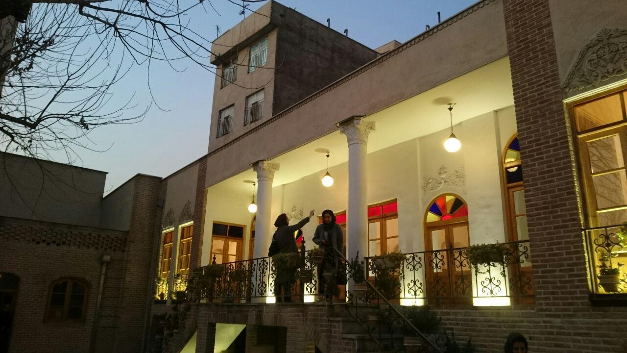 سرنوشت خانه تاریخی دبیرالملک که به رامبد جوان واگذار شد | رامبد نیامد ؛ کلاه مخملیها آواز خواندند | شهرداری تهران: پشیمانیم سرنوشت خانه تاریخی دبیرالملک که به رامبد جوان واگذار شد | رامبد نیامد ؛ کلاه مخملیها آواز خواندند | شهرداری تهران: پشیمانیم