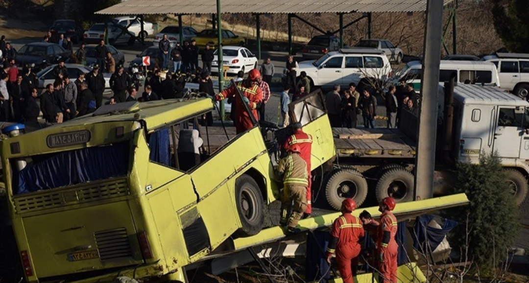 معاون علوم پزشکی دانشگاه آزاد: وضعیت عمومی مصدومان واحد علوم تحقیقات رو به بهبود است