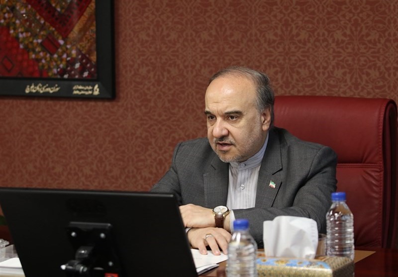 امتناع وزیر ورزش و جوانان از پاسخگویی درباره نتایج تیم ملی فوتبال؛ پاسکاری سلطانیفر به تاج! امتناع وزیر ورزش و جوانان از پاسخگویی درباره نتایج تیم ملی فوتبال؛ پاسکاری سلطانیفر به تاج!