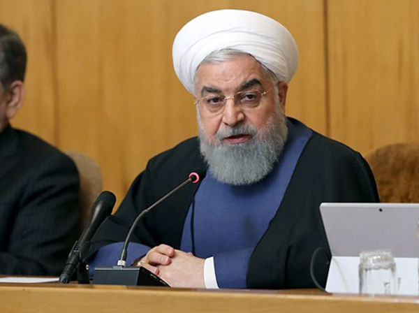 روحانی: اگر کسی میخواهد با ما حرف بزند، در صورتی که به قانون و حرمت مردم ایران احترام بگذارد، مذاکره میکنیم روحانی: اگر کسی میخواهد با ما حرف بزند، در صورتی که به قانون و حرمت مردم ایران احترام بگذارد، مذاکره میکنیم