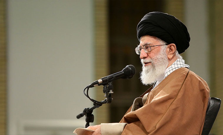 رهبر معظم انقلاب: دستگاههای مختلفی در فضای مجازی حضور دارند اما حضور در این فضا باید یک حضور جریانساز باشد رهبر معظم انقلاب: دستگاههای مختلفی در فضای مجازی حضور دارند اما حضور در این فضا باید یک حضور جریانساز باشد