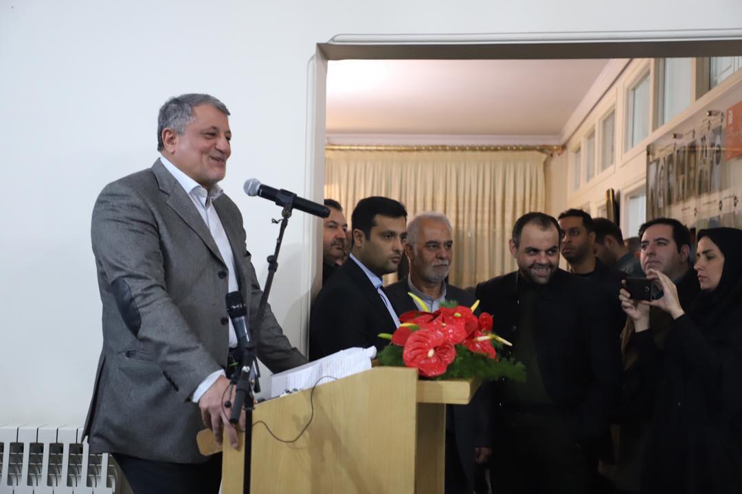 محسن هاشمی: ترور سپهبد قرنی ، شهید مطهری و آیت الله هاشمی توسط گروهک فرقان، شورای انقلاب را هدف قرار داده بود محسن هاشمی: ترور سپهبد قرنی ، شهید مطهری و آیت الله هاشمی توسط گروهک فرقان، شورای انقلاب را هدف قرار داده بود