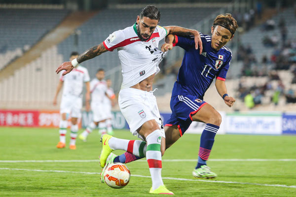 دیدار تیم&zwnj;های ملی فوتبال ایران و ژاپن آغاز شد