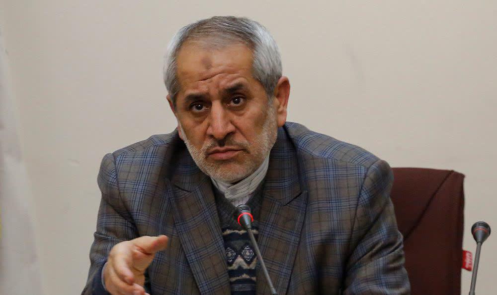 دادستان تهران: نباید یک هفته بعد از حماسه ۲۲ بهمن، قیمت خودرو افزایش یابد/ میوه نباید در ایام عید، از کشور خارج شود/ مقصد نامعلوم کامیونهای حامل گوشت، بعد از خروج از سردخانهها دادستان تهران: نباید یک هفته بعد از حماسه ۲۲ بهمن، قیمت خودرو افزایش یابد/ میوه نباید در ایام عید، از کشور خارج شود/ مقصد نامعلوم کامیونهای حامل گوشت، بعد از خروج از سردخانهها