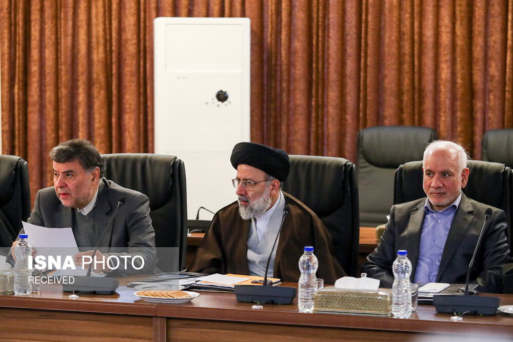 تصاویر/ تمام شخصیت&zwnj;هایی که در جلسه بی&zwnj;نتیجه مجمع تشخیص برای بررسی نهایی &laquo;پالرمو&raquo; حضور داشتند