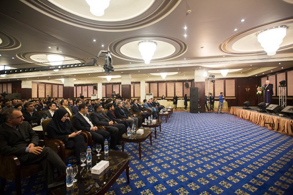 مدیرعامل بانک پاسارگاد:گاهی ناامیدی باعث جدی نگرفتن بازار سرمایه می شود/ توسعه معاملات الگوریتمی می تواند کسب و کارهای جدیدی را در کشور ایجاد کند مدیرعامل بانک پاسارگاد:گاهی ناامیدی باعث جدی نگرفتن بازار سرمایه می شود/ توسعه معاملات الگوریتمی می تواند کسب و کارهای جدیدی را در کشور ایجاد کند