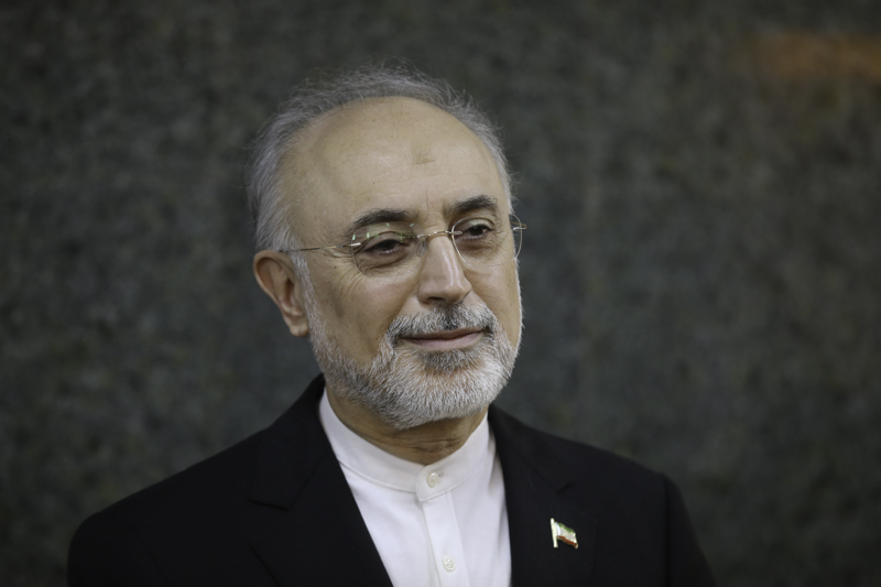 رئیس سازمان انرژی اتمی: ایران امروز با یک میلیون بشکه نفت سرپا هست و اداره می&zwnj;شود / شرایط آینده بسیار روشن و تابناک است