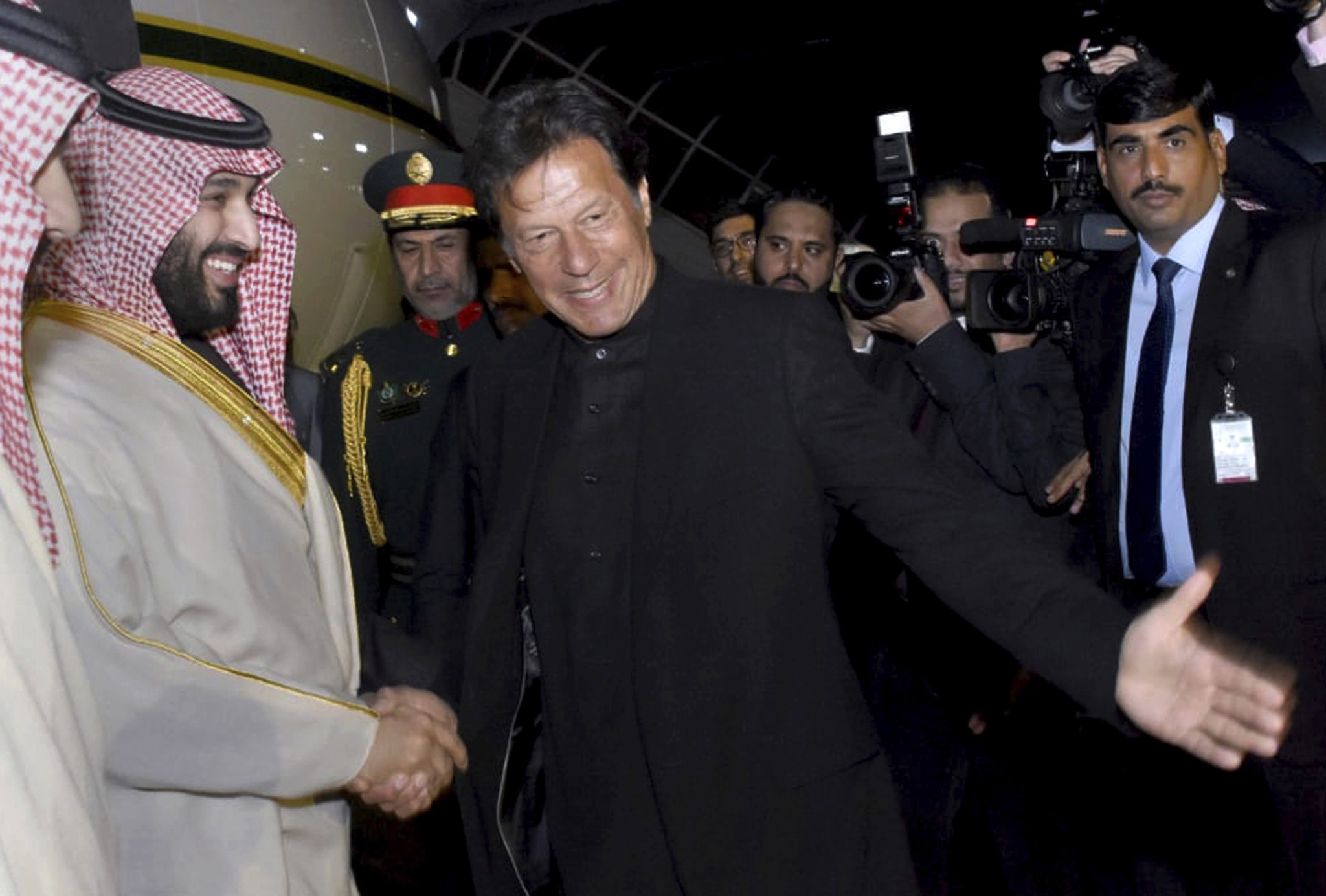 چرا سفر بن سلمان به پاکستان از نگاه ایران اهمیت دارد؟ / آیا عربستان به دنبال تبدیل اسلام اباد به سکویی برای «انتقال جنگ» به خاک ایران است؟ چرا سفر بن سلمان به پاکستان از نگاه ایران اهمیت دارد؟ / آیا عربستان به دنبال تبدیل اسلام اباد به سکویی برای «انتقال جنگ» به خاک ایران است؟