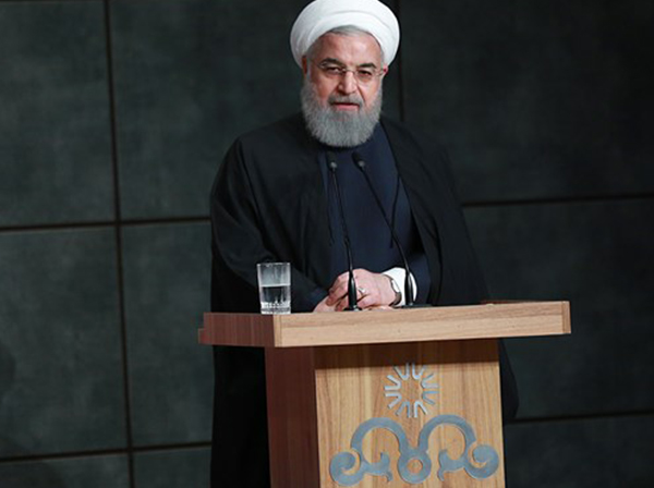 روحانی: هر کشوری دور خودش دیوار درست کند، در داخل خودش نابود میشود / بعضی از کشورها امروز به فکر دیوار افتادهاند؛ نمیدانند تمام پیشرفتهایشان به خاطر این است که زمانی دیوار نداشتند / زیربنای اندیشه، آزادی است / اگر محیط آزاد برای اندیشه وجود داشته باشد، فناوری شکوفا میشود روحانی: هر کشوری دور خودش دیوار درست کند، در داخل خودش نابود میشود / بعضی از کشورها امروز به فکر دیوار افتادهاند؛ نمیدانند تمام پیشرفتهایشان به خاطر این است که زمانی دیوار نداشتند / زیربنای اندیشه، آزادی است / اگر محیط آزاد برای اندیشه وجود داشته باشد، فناوری شکوفا میشود