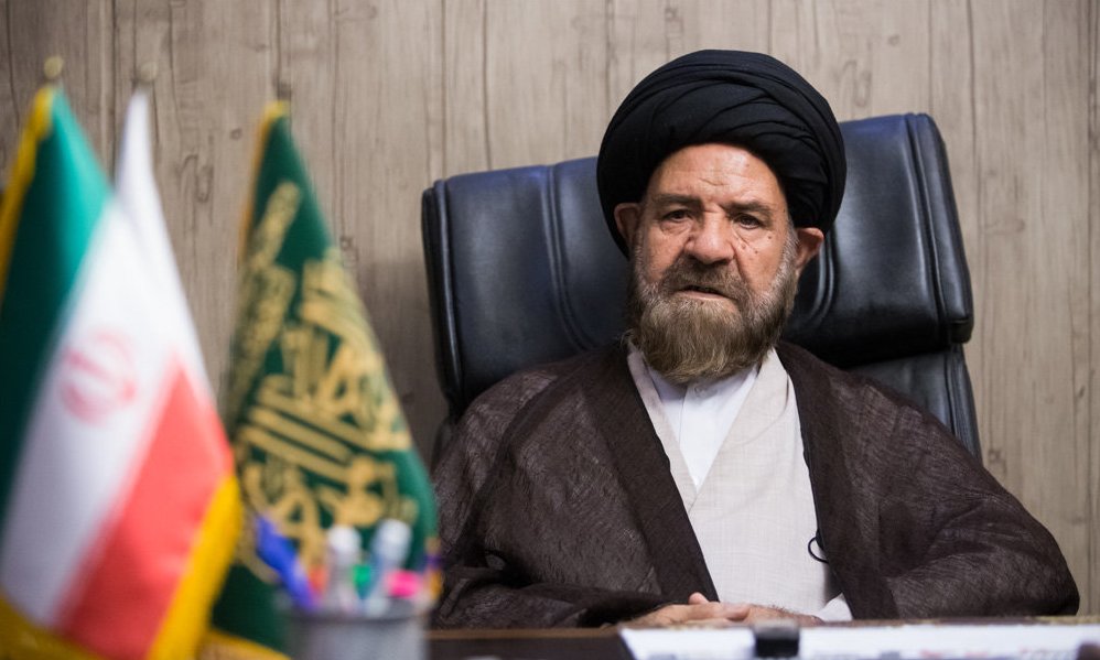 آیت الله هاشم بطحایی: از مسئولین خواسته های خود را مطالبه کنید اما آب به آسیاب دشمن نریزید
