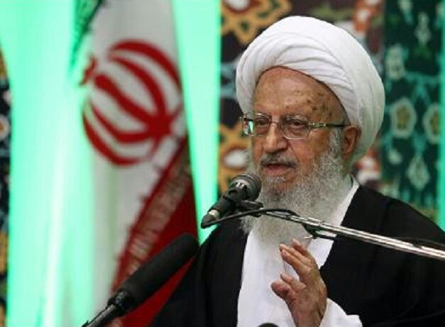 آیتالله مکارم: در حادثه دبیرستان تهران، آن فرد کارهای غیراخلاقی را از فضای مجازی یاد گرفته بود / محصول این فضا را در کازرون هم دیدیم / نمیدانم چرا برخی این قدر به این فضا تعصب دارند آیتالله مکارم: در حادثه دبیرستان تهران، آن فرد کارهای غیراخلاقی را از فضای مجازی یاد گرفته بود / محصول این فضا را در کازرون هم دیدیم / نمیدانم چرا برخی این قدر به این فضا تعصب دارند