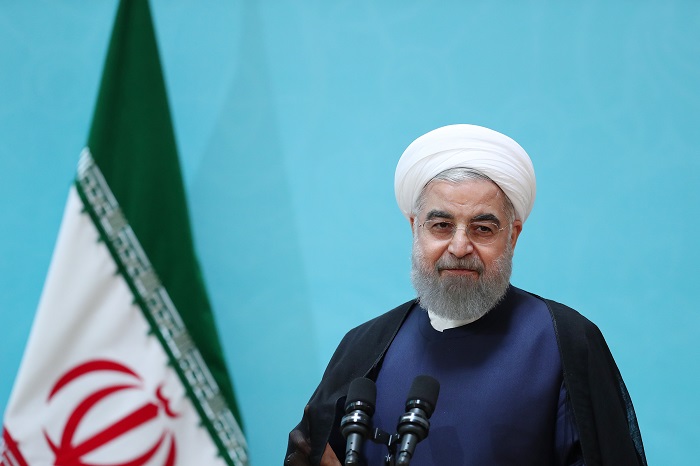 روحانی: برخی با خوشحالی اعلام میکنند که فلان شرکت از ایران رفته / نباید اجازه دهیم اشتباهات سال 90 و 91 تکرار شود / دروغ می گویند که هدفشان از تحریمها مردم ایران نیست؛ آنها ملت ما را هدف گرفته اند روحانی: برخی با خوشحالی اعلام میکنند که فلان شرکت از ایران رفته / نباید اجازه دهیم اشتباهات سال 90 و 91 تکرار شود / دروغ می گویند که هدفشان از تحریمها مردم ایران نیست؛ آنها ملت ما را هدف گرفته اند