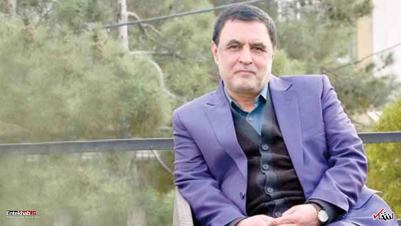 غرب دارد روحانی را به سمت رادیکالیسم سوق می دهد؛ نباید به این دام بیافتیم / یک چهره اصولگرا انتقاد زشتی از حاج قاسم بابت نامه به روحانی کرد / انتقاد نسل جدید اصولگرایان به این نامه قابل استناد نیست؛ اینها کامنتی هستند؛ می نشینند کنار هم و کامنت می گذارند غرب دارد روحانی را به سمت رادیکالیسم سوق می دهد؛ نباید به این دام بیافتیم / یک چهره اصولگرا انتقاد زشتی از حاج قاسم بابت نامه به روحانی کرد / انتقاد نسل جدید اصولگرایان به این نامه قابل استناد نیست؛ اینها کامنتی هستند؛ می نشینند کنار هم و کامنت می گذارند