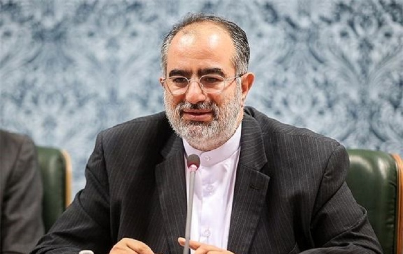 آشنا: پسر رئیس&zwnj;جمهور، نه تابعیت جای دیگری دارد نه کارت اقامت و نه اصلا سفر خارجی می رود