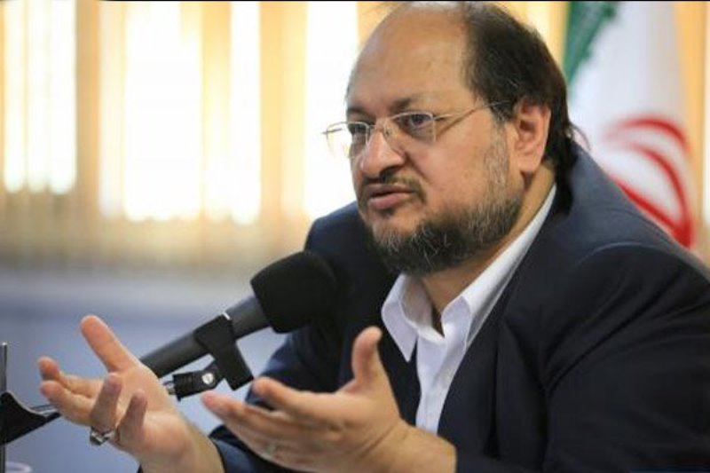 وزیر صنعت:در مورد تغییر قیمت&zwnj;ها که ١٠درصد متناسب با تغییرات نرخ ارز بوده است و تلاش این است که این افزایش قیمت&zwnj;ها بیشتر نشود