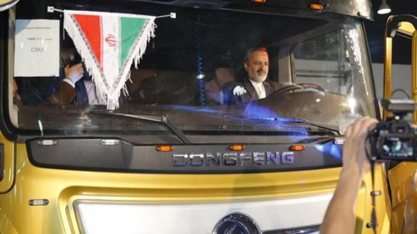 استاندار خراسان رضوی:محصولات جدید سایپا مناسب مصرف&zwnj;کننده ایرانی است