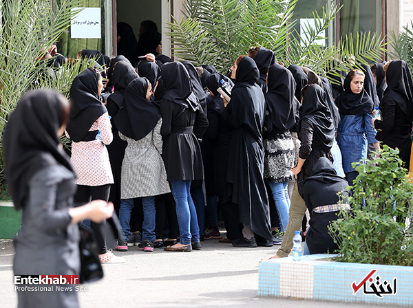 با وجود افزایش ظرفیت دانشگاه ها، فشار کنکور بیشتر شده؛ در گذشته فشار روی ۱۰ رشته تاپ بود، امروز روی ۲ یا ۳ رشته / کار به جایی رسیده که مصرف ریتالین در مدارس بخشی از پکیج درسی محسوب میشود / حذف کنکور و جایگزینی شرط معدل، یعنی شکل دادن به یک کنکور دیگر با ناعدالتی بیشتر با وجود افزایش ظرفیت دانشگاه ها، فشار کنکور بیشتر شده؛ در گذشته فشار روی ۱۰ رشته تاپ بود، امروز روی ۲ یا ۳ رشته / کار به جایی رسیده که مصرف ریتالین در مدارس بخشی از پکیج درسی محسوب میشود / حذف کنکور و جایگزینی شرط معدل، یعنی شکل دادن به یک کنکور دیگر با ناعدالتی بیشتر