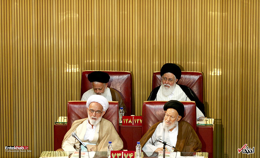 تصاویر روز : از افتتاحیه مجلس خبرگان تا حضور سردار آزمون در جمع مردم جَرگلان تصاویر روز : از افتتاحیه مجلس خبرگان تا حضور سردار آزمون در جمع مردم جَرگلان