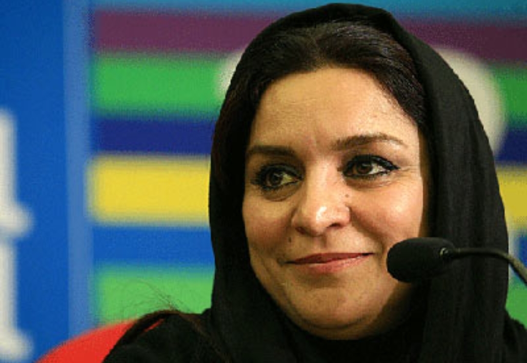 نمایشگاه نقاشی تهمینه میلانی نیمه&zwnj;کاره تعطیل شد