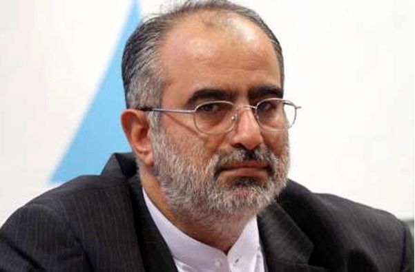 آشنا: وقتی جانبازی را درصدی کردند باید حدس می زدند که درصد بگیران حرفه ای هم ادعای جانبازی خواهند کرد آشنا: وقتی جانبازی را درصدی کردند باید حدس می زدند که درصد بگیران حرفه ای هم ادعای جانبازی خواهند کرد