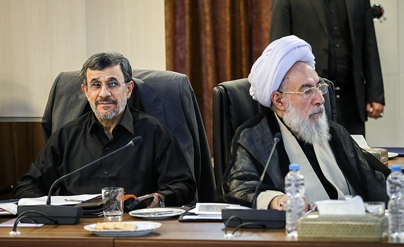 واکنش آیتالله مجتهد شبستری به حاشیه نشستن کنار احمدینژاد: از توضیح این موضوع عذرخواهم واکنش آیتالله مجتهد شبستری به حاشیه نشستن کنار احمدینژاد: از توضیح این موضوع عذرخواهم
