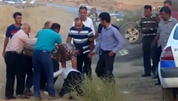 واکنش پلیس به کلیپ درگیری راننده لندکروز با مامور پلیس/ برخورد با راننده و فیلمبردار واکنش پلیس به کلیپ درگیری راننده لندکروز با مامور پلیس/ برخورد با راننده و فیلمبردار