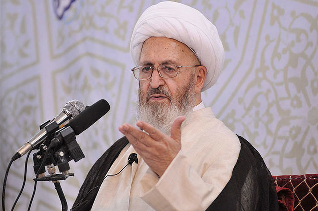 آیت&zwnj;الله&zwnj; سبحانی:دولت تاجر خوبی نیست/ امور اقتصادی به مردم سپرده شود